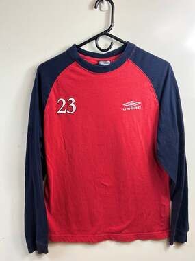 Vintage Umbro Long Sleeve Raglan Training Jersey Red/Navy Size Small